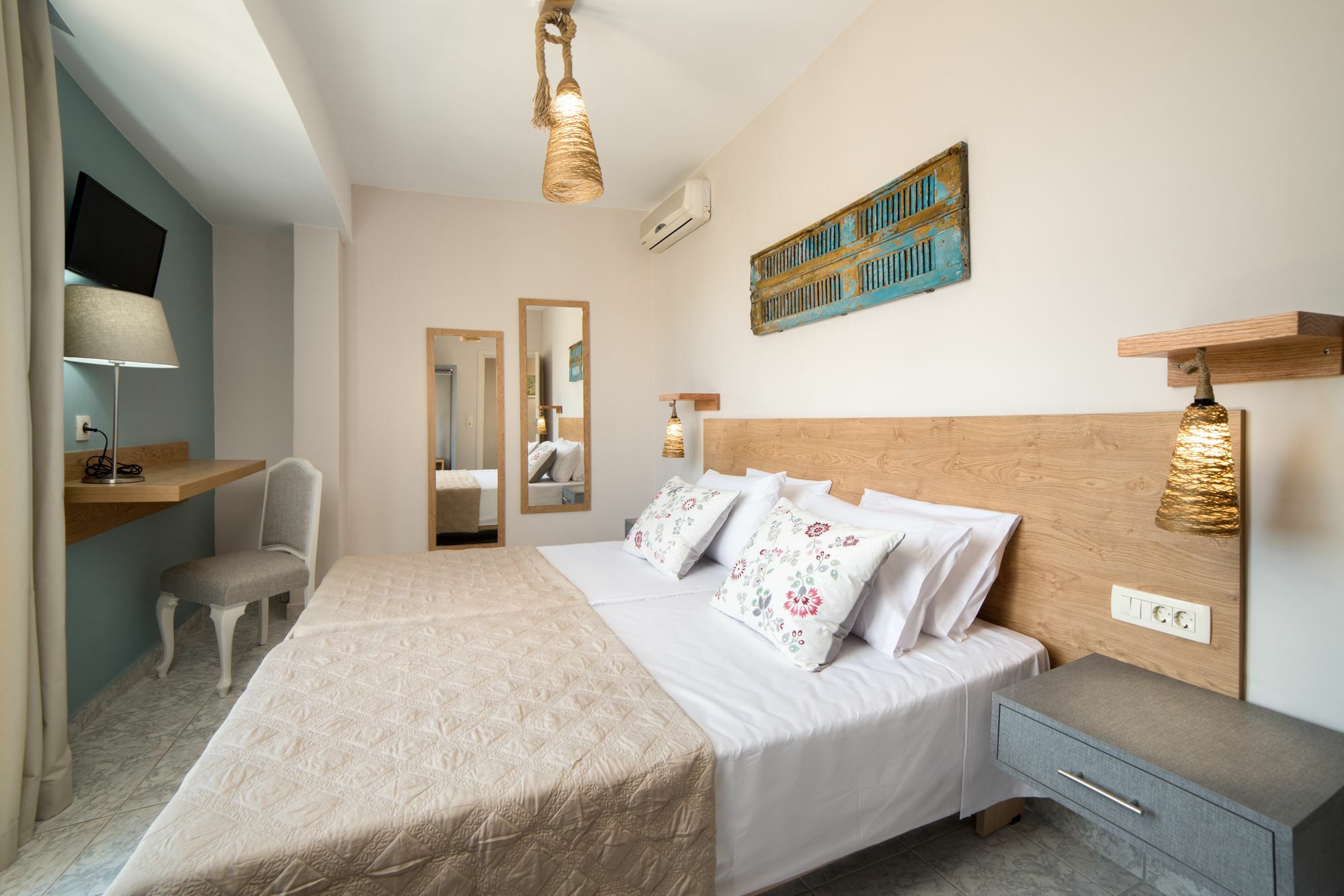 Bruma Luxury Villa Mouzákion